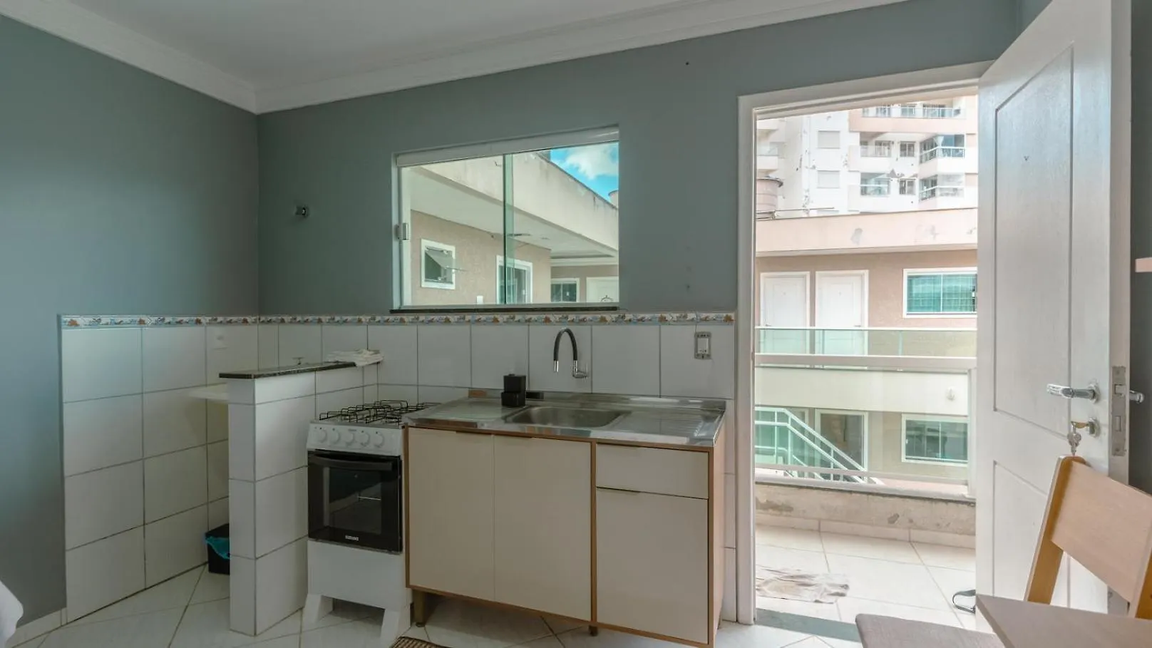 Apartament Loft Com Otima Localizacao, Wi-Fi E Ar-Condicionado Biguacu Brazylia